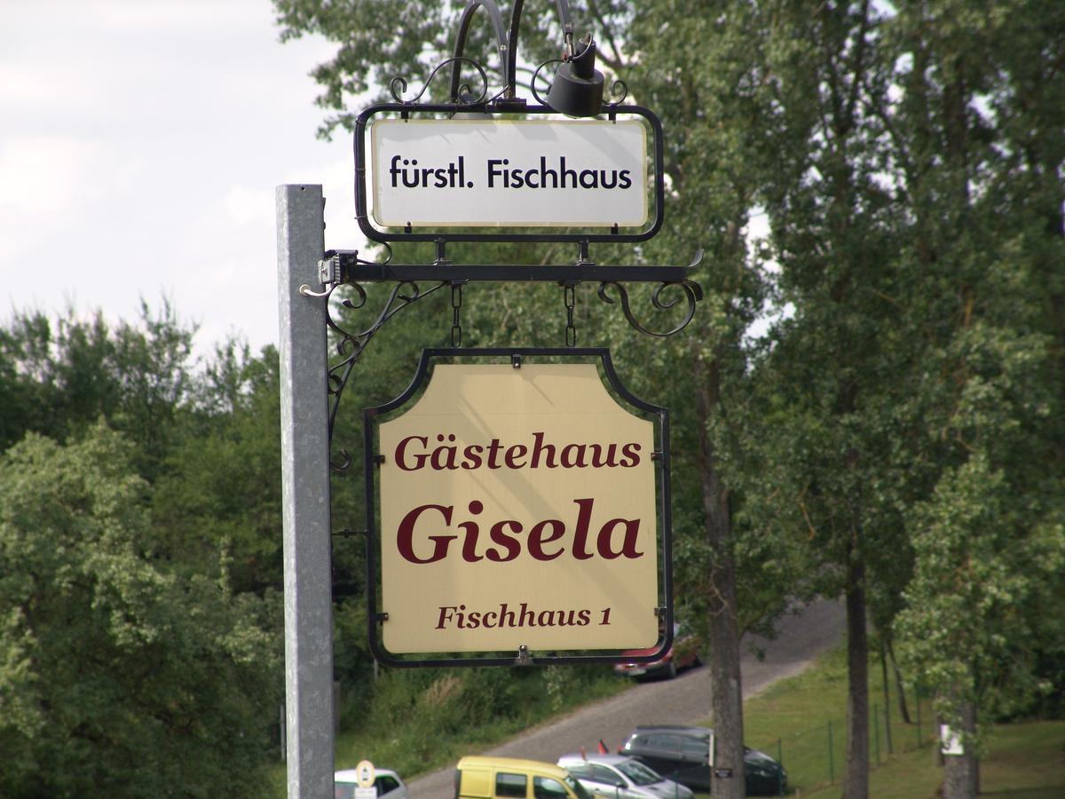 Gaestehaus "Gisela" Im Fuerstlichen Fischhaus Шиллингсфюрст Экстерьер фото
